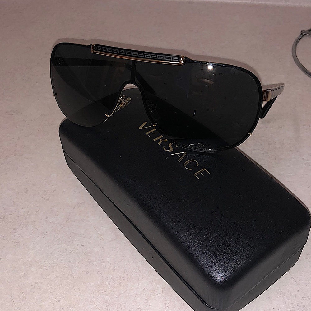 VERSACE sunglasses for sale (authentic)